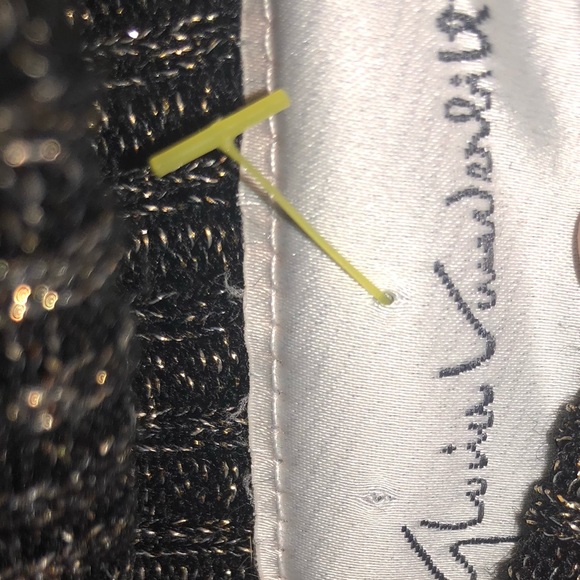 π«Άπ»-Gloria Vanderbilt-Cashmere T-neck sweater - Picture 4 of 4